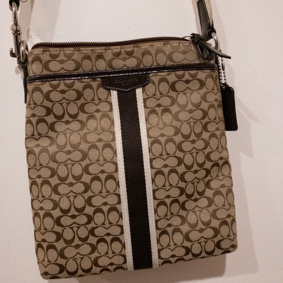Coach Handbags - COACH Crossbody Bag Coach Handbags - COACH Crossbody Bag